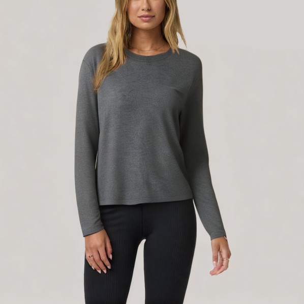 Solid color knitted women's long-sleeved base layer top