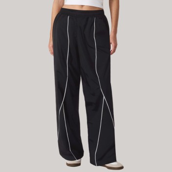 Black elastic waist nylon women's windproof pants